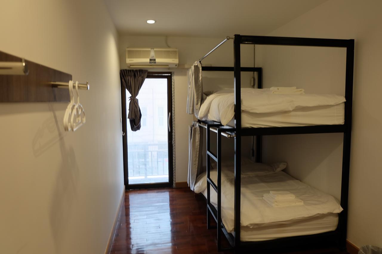 F Plus F Hostel Chiang Mai Extérieur photo